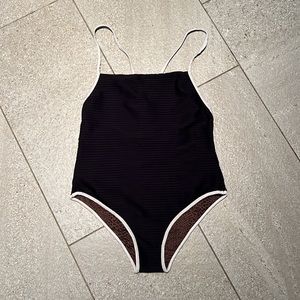 ACACIA Peyton Full Piece